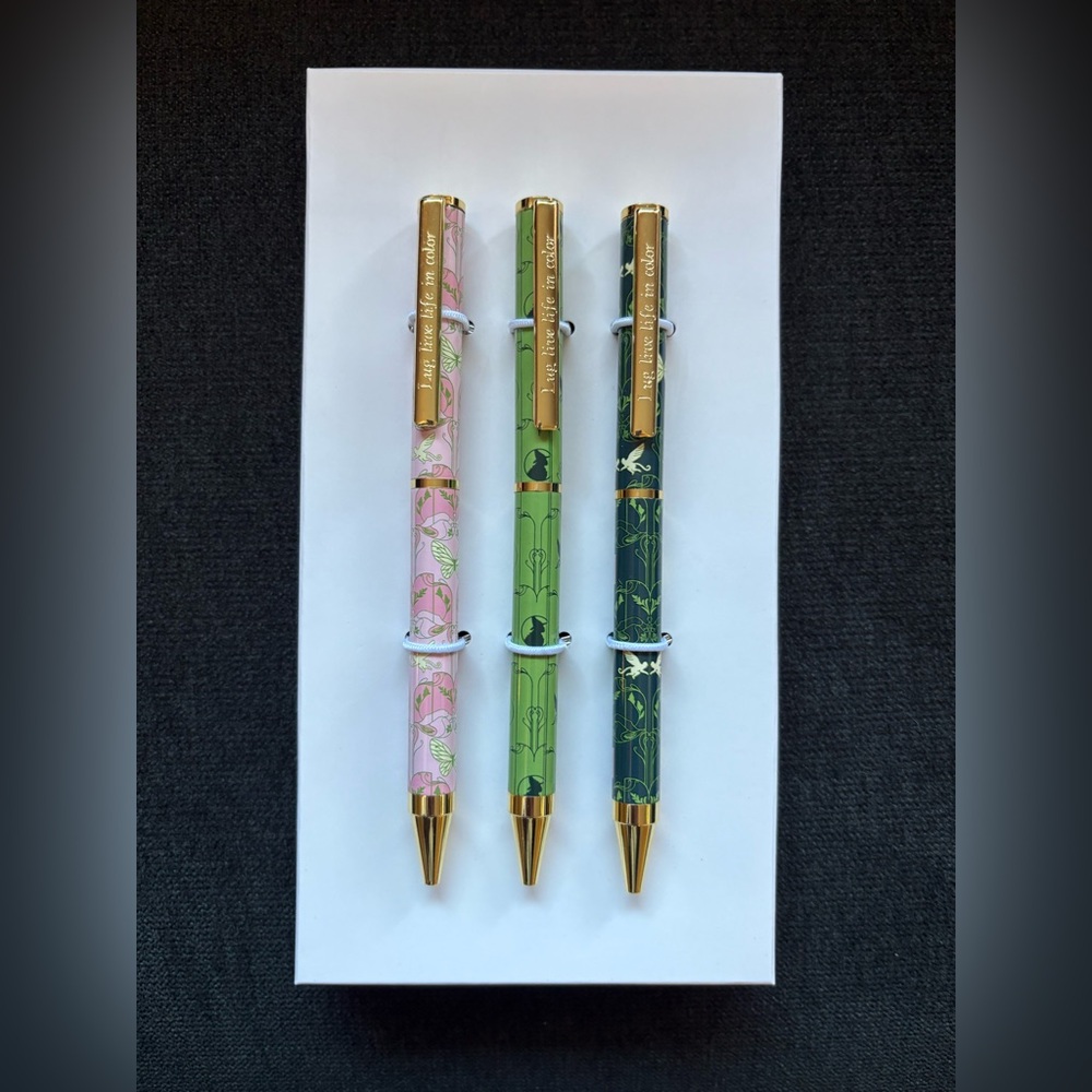 Lug x Wicked For Good Pens (Elphaba Green and Glinda Pink with Gold 3-pack) - Picture 5 of 12